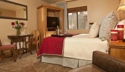 Deluxe Room, 1 King Bed