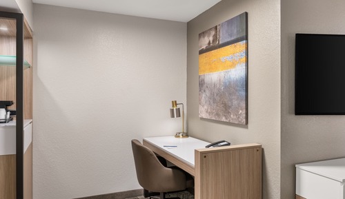 Suite, 2 Double Beds, Non Smoking (Mobility/Hearing Access, Roll-in Shwr)