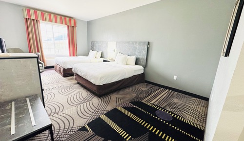Standard Room, 2 Queen Beds, Smoking, City View
