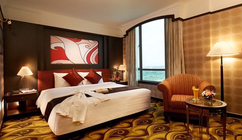 Deluxe Suite