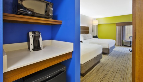 Standard Room, 2 Queen Beds, Accessible (Mobility)