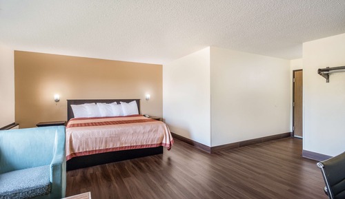 Suite, 1 King Bed, Non Smoking
