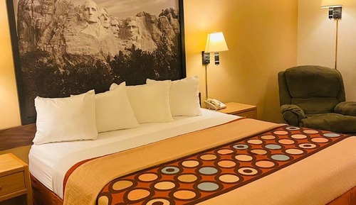 Standard Room, 1 King Bed