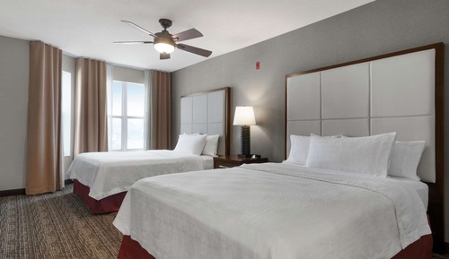 2 Queen, Mobility Accessible, Bathtub, Suite, Non-Smoking