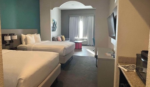 Suite, Multiple Beds