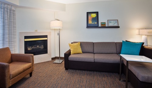 Studio Suite, 1 Queen Bed with Sofa bed, Fireplace