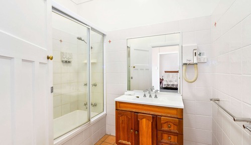 Standard Room, Multiple Beds, Non Smoking