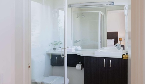 Deluxe Room, 1 King Bed