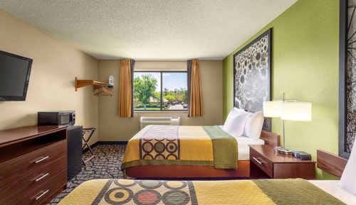 Room, 2 Queen Beds, Non Smoking