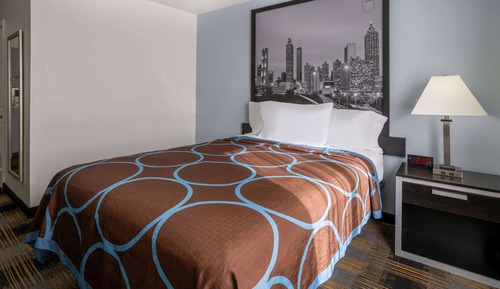 Room, 1 Queen Bed, Accessible, Non Smoking (Mobility/Hearing, Bathtub w/Grab Bars)