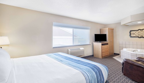 Premier Hot Tub Suite, 1 King Bed