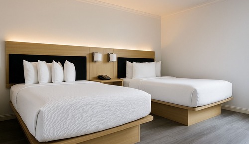 Deluxe 2 Queen Beds