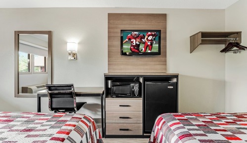 Deluxe Room, 2 Queen Beds, Non Smoking