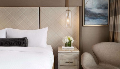 Deluxe Room, 1 King Bed