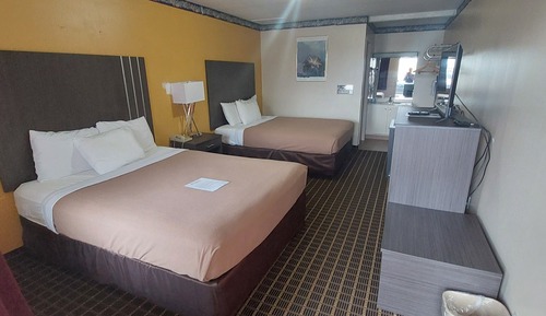 Standard Room, 2 Queen Beds, Non Smoking
