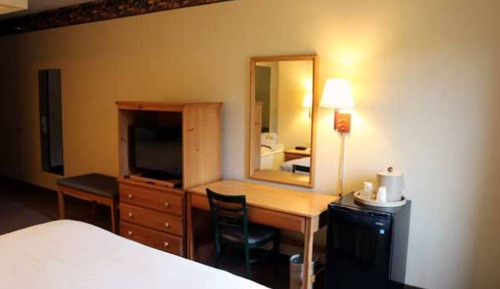Room, 1 Queen Bed, Accessible