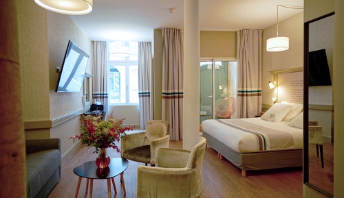 Junior Suite, Multiple Beds