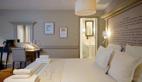 Executive Room, 1 King Bed, Non Smoking