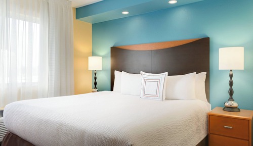 Executive Suite, 1 King Bed with Sofa bed, Non Smoking