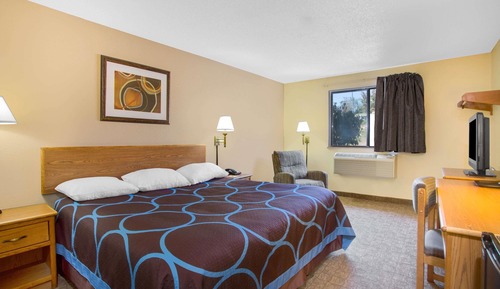 Studio Suite, 1 King Bed, Non Smoking