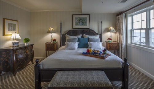 Deluxe Room, 1 King Bed (Water View)