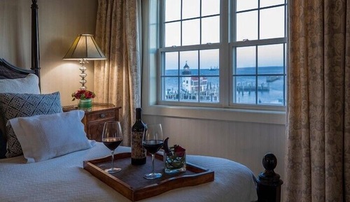 Suite, 1 King Bed