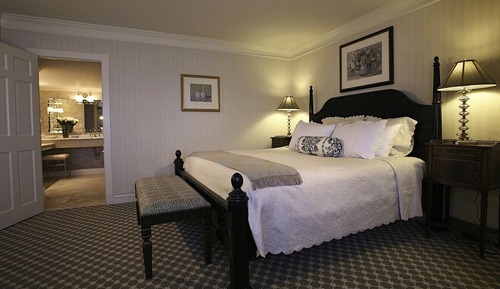 Room, 1 King Bed (Residential View)