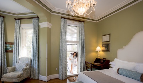 Grand Room, 1 King Bed, Balcony (Johnny Mercer)