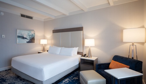 Standard Room, 1 King Bed