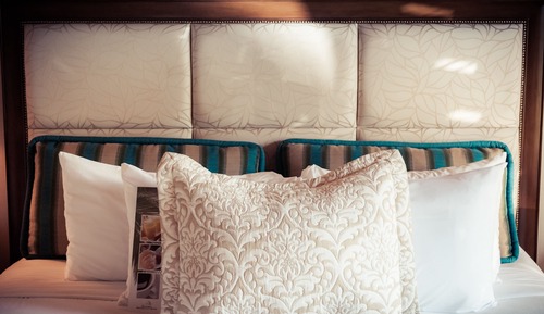 Standard Room, 1 King Bed