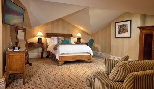 Grand Room 10