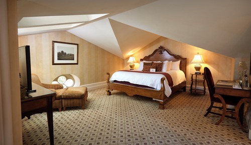 Luxury Room 9
