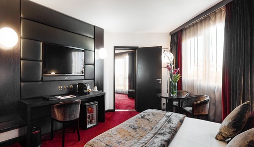 Suite