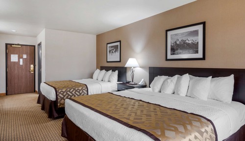 Standard Room, Multiple Beds, Non Smoking (with Sofabed)