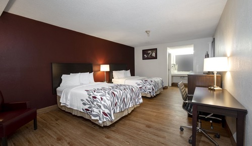 Deluxe Room, 2 Double Beds, Accessible, Non Smoking (Roll-In Shower)