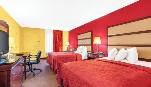 Deluxe Room, 2 Queen Beds, Non Smoking