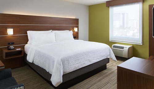 Standard Room, 1 King Bed (Extra Floor Space)