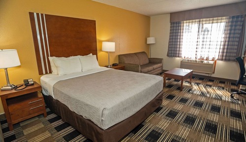 Room, 1 King Bed, Non Smoking