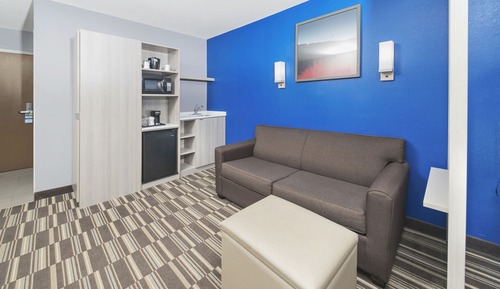 Studio Suite, 1 Queen Bed, Non Smoking