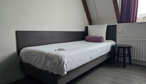 Economy Single Room
