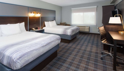 Deluxe Room, 2 Queen Beds, Non Smoking