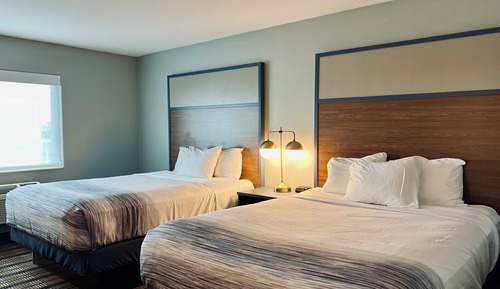 Basic Room, 2 Queen Beds, Non Smoking