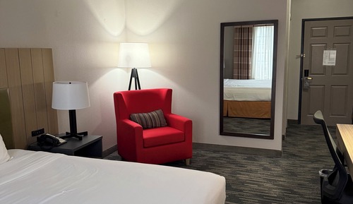 Room, 1 King Bed, Accessible, Bathtub (Non Smoking)