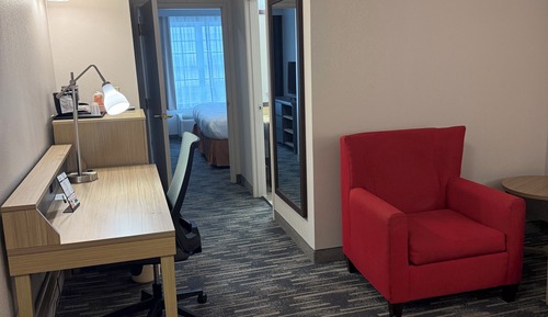 Suite, 1 King Bed, Non Smoking