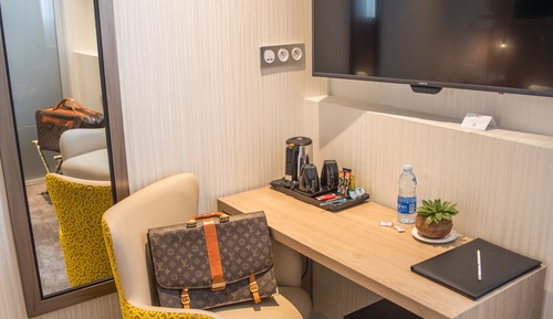 Superior Room, Multiple Beds, Non Smoking (Converts to 2 Twin Beds)