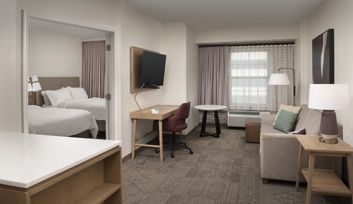 Suite, 2 Bedrooms, Kitchen
