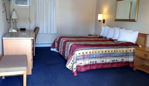Standard Room, 1 King Bed