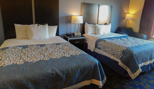 Room, 2 Queen Beds, Smoking