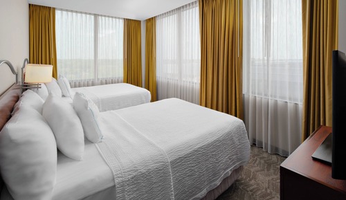 Suite, Corner (2 Double Beds)