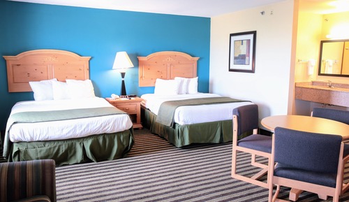 Double Queen Suite  